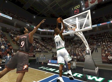 NBA Live 2004 in-game screen image #1 