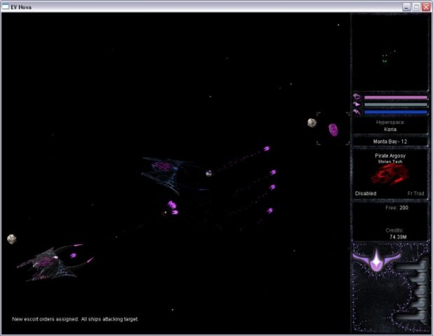 Escape Velocity Nova  in-game screen image #2 Polaris Ravens in combat.