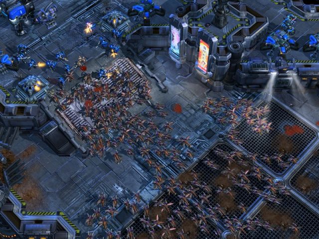 StarCraft II: Wings of Liberty  in-game screen image #4 