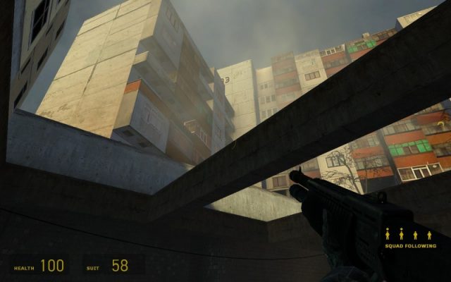 Half-Life 2  in-game screen image #3 