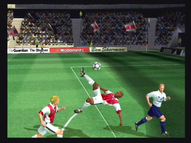 FIFA 2001  in-game screen image #2 