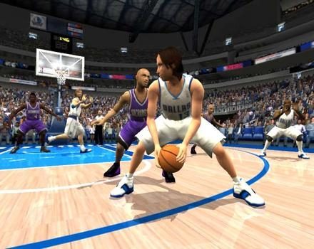 NBA Live 2004 in-game screen image #2 