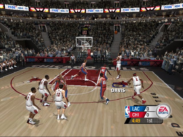 NBA Live 2005 in-game screen image #1 